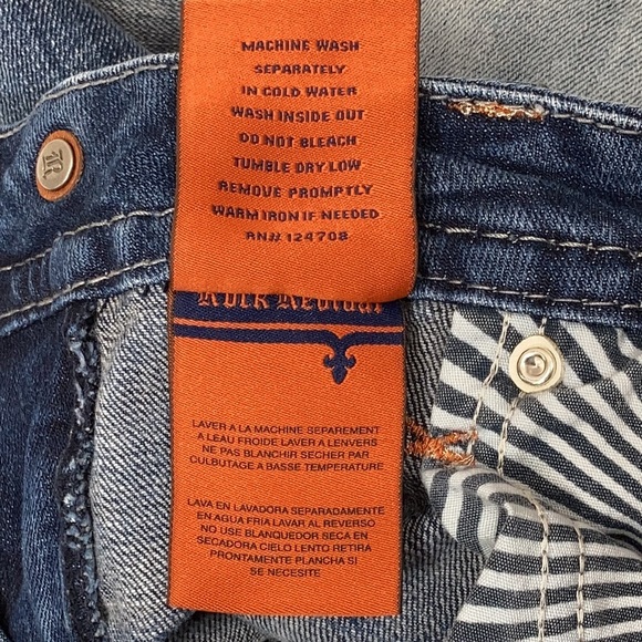 Rock Revival Sherry Easy Crop Distressed Jeans - Picture 8 of 8